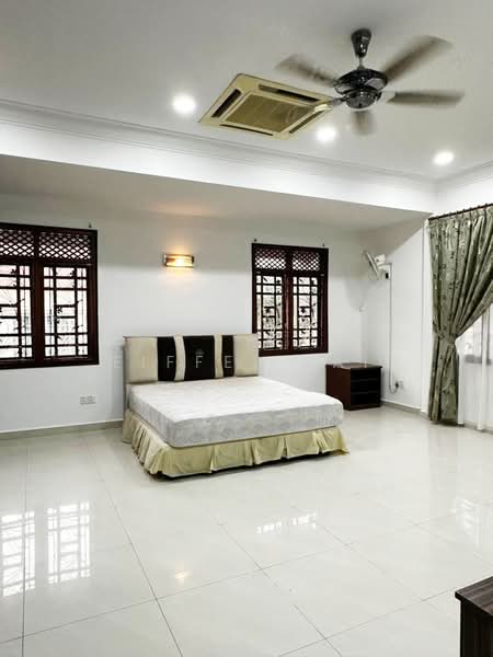 Rumah Berkembar untuk Disewa di Taman Sri Jelok (Kajang) - Eiffel Lai - Bedroom - PropertyGuru.com.my