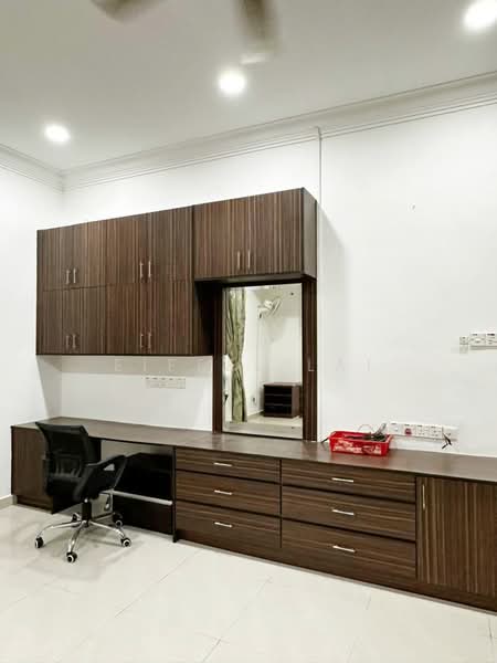 Rumah Berkembar untuk Disewa di Taman Sri Jelok (Kajang) - Eiffel Lai - Study - PropertyGuru.com.my