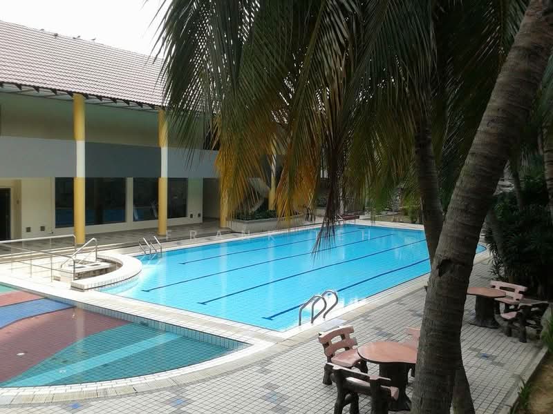 Kondominium untuk Dijual di Union Heights - Frank Teh - Pool - PropertyGuru.com.my