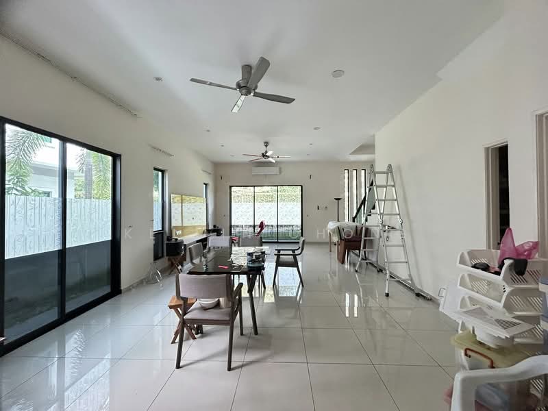Rumah Teres 2 Tingkat untuk Dijual di Ipoh (Perak) - Kelvin Chong - Living Room - PropertyGuru.com.my
