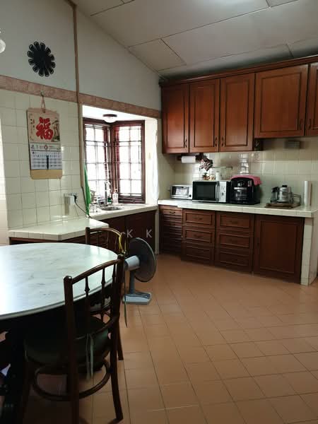 Rumah Banglo untuk Dijual di Seksyen 12 (Petaling Jaya) - KK . - Kitchen - PropertyGuru.com.my