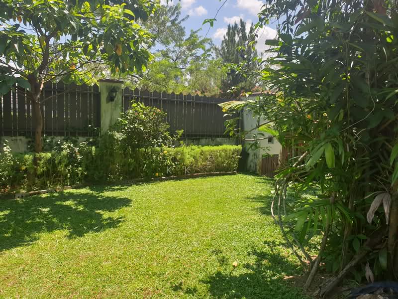 Rumah Banglo untuk Dijual di Seksyen 12 (Petaling Jaya) - KK . - Garden - PropertyGuru.com.my