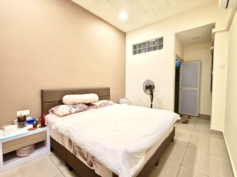 Semi-Detached House for Sale in Johor Bahru (Johor) - Jessica Boey - Bedroom - PropertyGuru.com.my