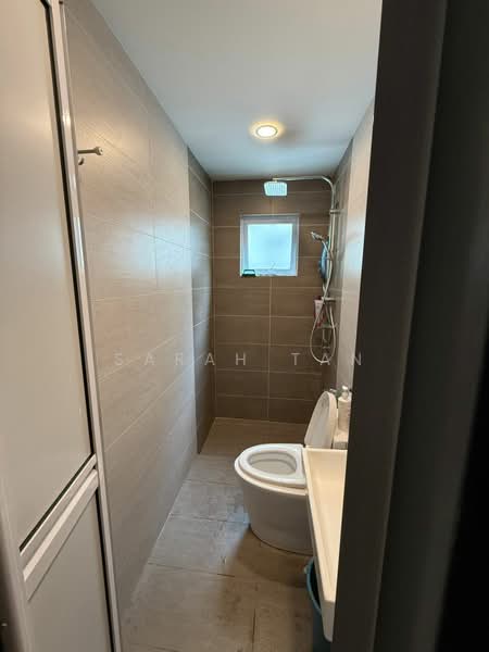 Kondominium untuk Disewa di Koi Suites - Sarah Tan - Bathroom - PropertyGuru.com.my