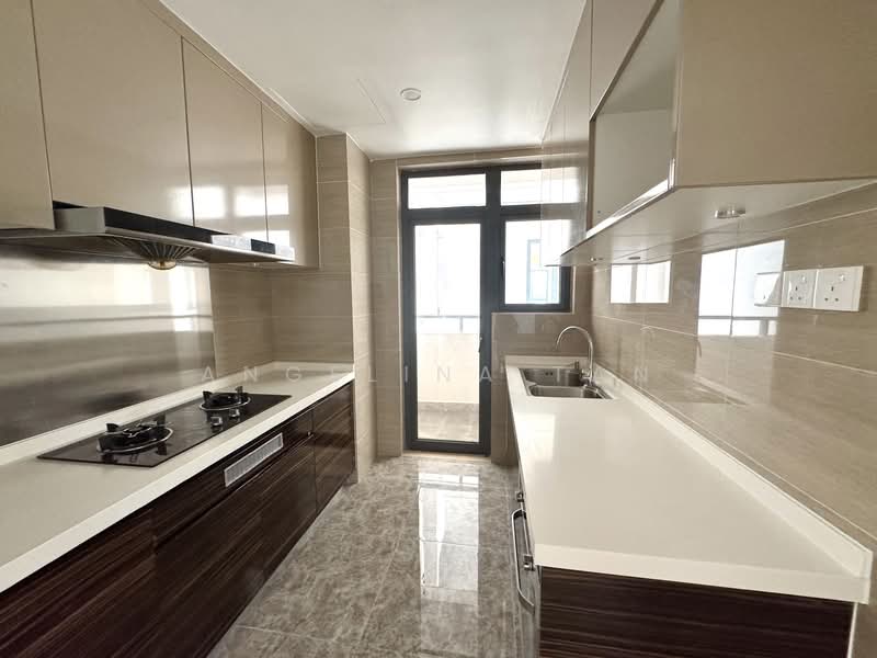 Service Residence for Sale at R&F Princess Cove Phase 2-Seine Region - Angelina Tan - PropertyGuru.com.my