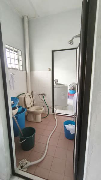 Rumah Teres 2 Tingkat untuk Dijual di Johor Bahru (Johor) - Jeffrey Kiong - Bathroom - PropertyGuru.com.my