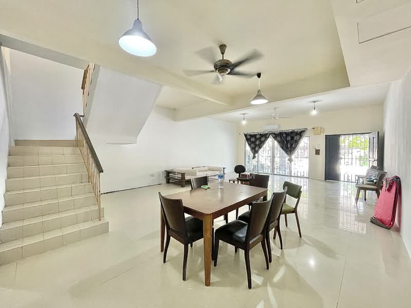 Rumah Teres 2 Tingkat untuk Dijual di Bandar Nusaputra (Puchong) - Dinie Akmal - Interior - PropertyGuru.com.my