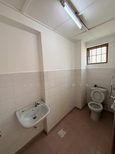 Condominium for Sale at Seri Cendekia - Jeson Chia - Bathroom - PropertyGuru.com.my
