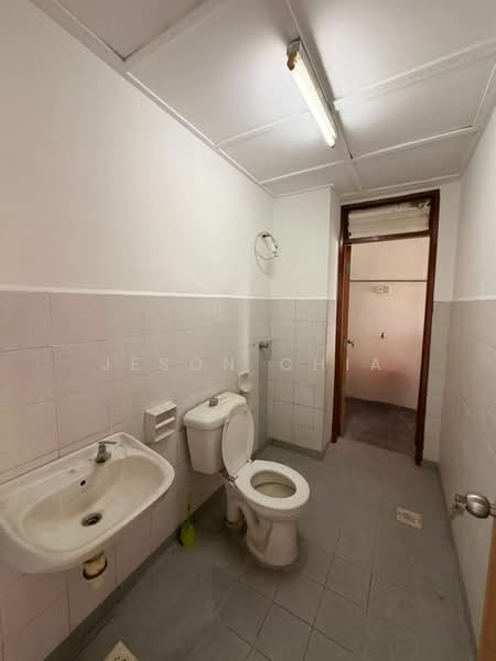 Condominium for Sale at Seri Cendekia - Jeson Chia - Bathroom - PropertyGuru.com.my