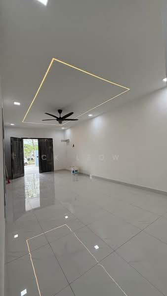 Rumah Teres 1 Tingkat untuk Dijual di Taman Molek (Johor Bahru) - Ck Leow - Living Room - PropertyGuru.com.my