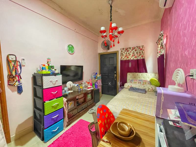 Rumah Teres 2.5 Tingkat untuk Dijual di Putrajaya (Putrajaya) - Dinie Akmal - Bedroom - PropertyGuru.com.my