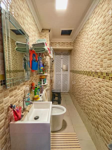 Rumah Teres 2.5 Tingkat untuk Dijual di Putrajaya (Putrajaya) - Dinie Akmal - Bathroom - PropertyGuru.com.my