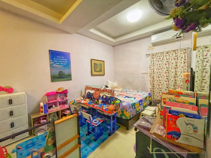 Rumah Teres 2.5 Tingkat untuk Dijual di Putrajaya (Putrajaya) - Dinie Akmal - Bedroom - PropertyGuru.com.my