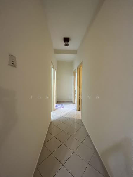 Apartment for Sale at Pangsapuri Seri Meranti - Joey Wong - Corridor - PropertyGuru.com.my