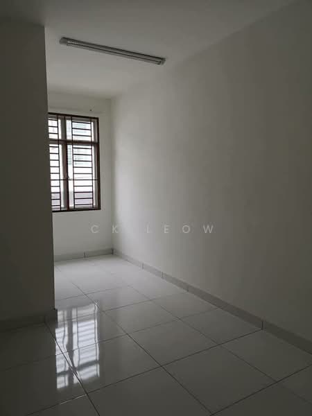 2-storey Terraced House for Sale in Taman Bestari Indah (Ulu Tiram) - Ck Leow - PropertyGuru.com.my