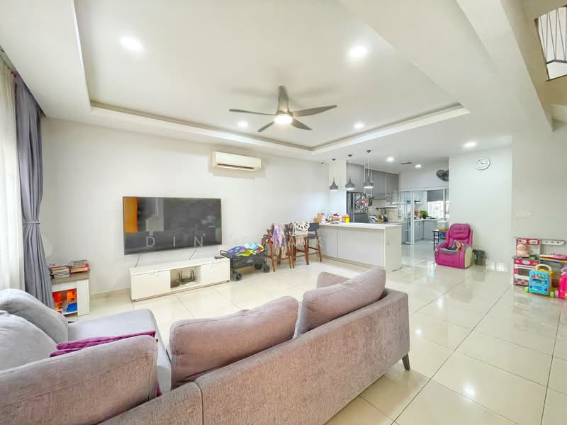 2-storey Terraced House for Sale in Cyberjaya (Selangor) - Dinie Akmal - Living Room - PropertyGuru.com.my