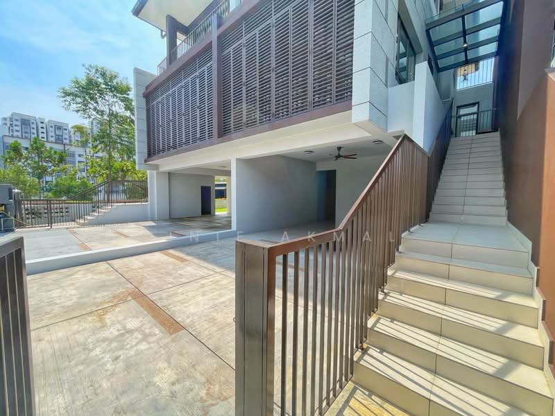 3-storey Terraced House for Sale in Cyberjaya (Selangor) - Dinie Akmal - Exterior - PropertyGuru.com.my