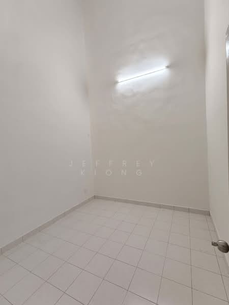 1-storey Terraced House for Sale in Bandar Putra (Kulai) - Jeffrey Kiong - Interior - PropertyGuru.com.my