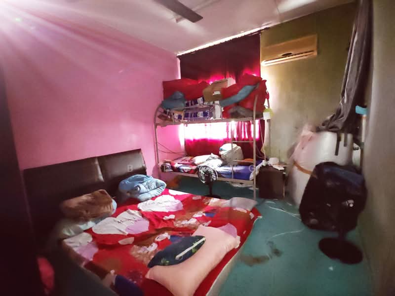 Rumah Teres 2 Tingkat untuk Dijual di Taman Puteri Wangsa (Ulu Tiram) - Betty Ng - PropertyGuru.com.my