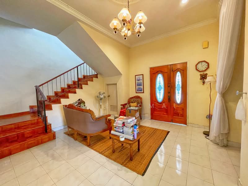 Rumah Banglo untuk Dijual di Seremban 2 (Negeri Sembilan) - Dinie Akmal - Entrance - PropertyGuru.com.my
