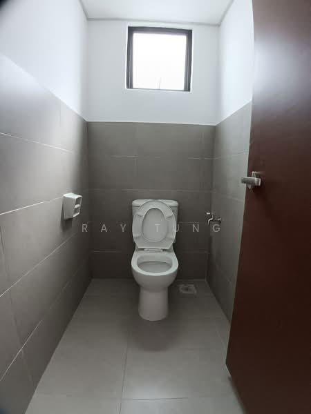 Kedai untuk Disewa di Austin Crest (Johor Bahru) - Ray Tung - Bathroom - PropertyGuru.com.my
