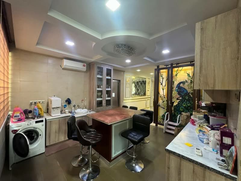 Bungalow for Sale in Taman Aman Perdana (Kapar) - Dinie Akmal - Kitchen - PropertyGuru.com.my