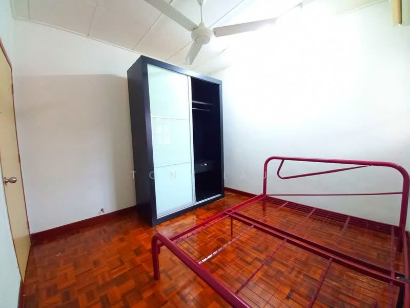 2-storey Terraced House for Sale in Bangi (Selangor) - Tony Lau - Bedroom - PropertyGuru.com.my