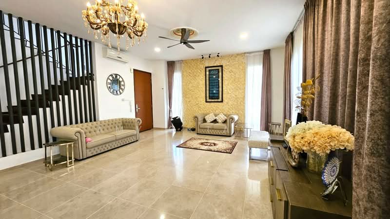 Zero-Lot Bungalow for Rent in Lakefront Villa (Cyberjaya) - Amy Oktavia - Living Room - PropertyGuru.com.my