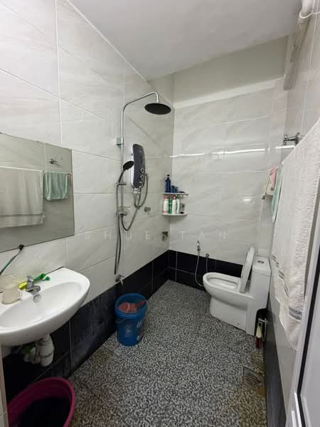 Rumah Teres 2 Tingkat untuk Dijual di Klang (Selangor) - Shue Tan - Bathroom - PropertyGuru.com.my