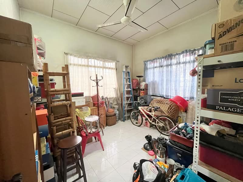Bungalow for Sale in Taman Garing Jaya (Rawang) - Poh Kwen Kok - PropertyGuru.com.my