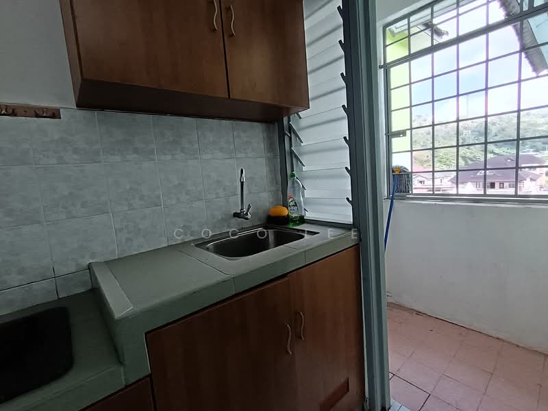 Pangsapuri untuk Disewa di Carnation Park - Coco Lee - Kitchen - PropertyGuru.com.my