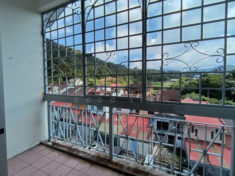 Pangsapuri untuk Disewa di Carnation Park - Coco Lee - Balcony - PropertyGuru.com.my