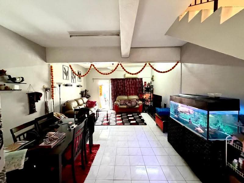 2-storey Terraced House for Sale in Bandar Sungai Long (Selangor) - Dennix Chin - Living Room - PropertyGuru.com.my