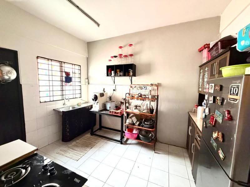2-storey Terraced House for Sale in Bandar Sungai Long (Selangor) - Dennix Chin - Kitchen - PropertyGuru.com.my