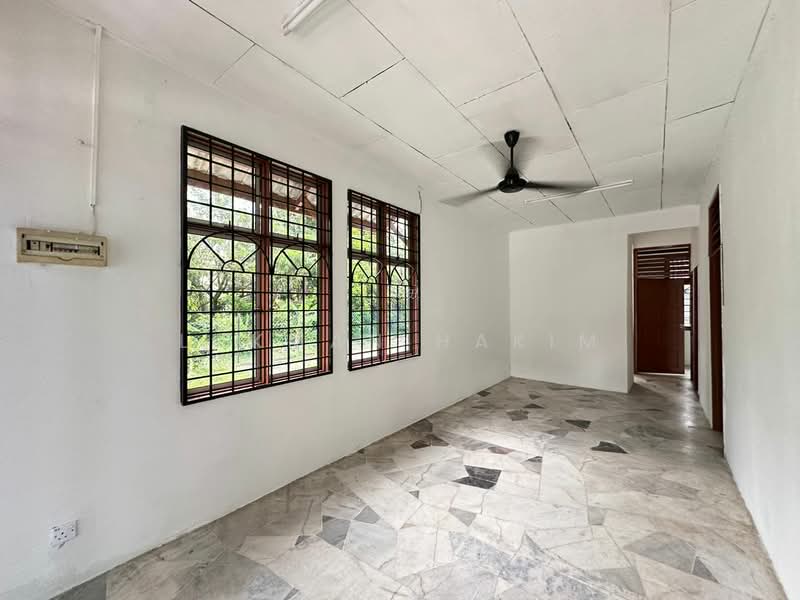1-storey Terraced House for Rent in Batu 9 (Cheras) - Lukman Hakim - PropertyGuru.com.my