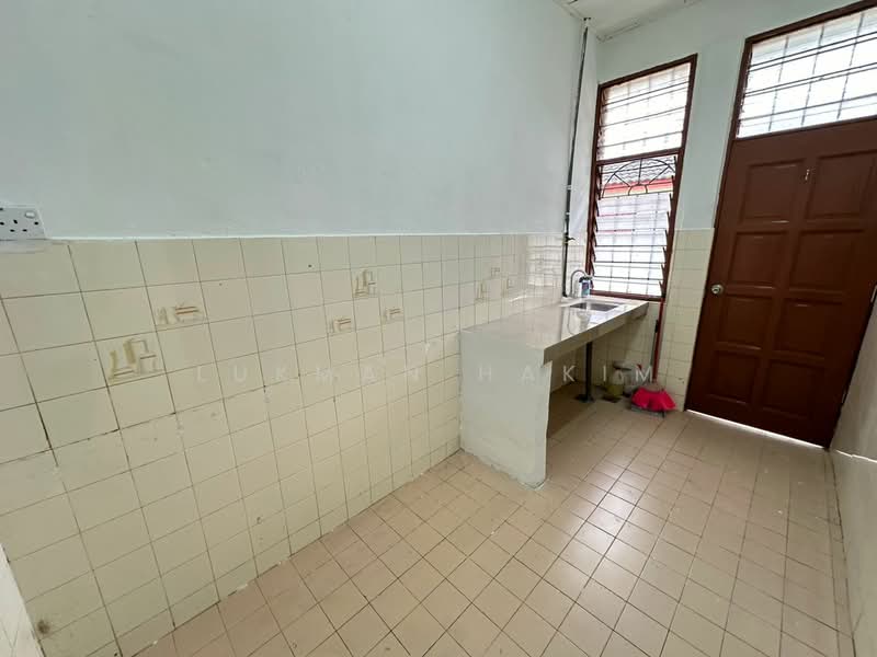 1-storey Terraced House for Rent in Batu 9 (Cheras) - Lukman Hakim - PropertyGuru.com.my