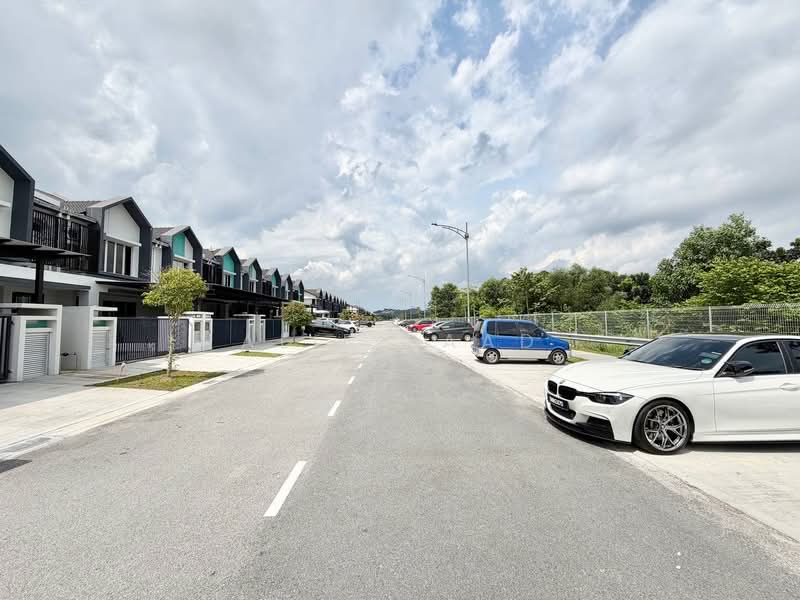 Rumah Teres 2 Tingkat untuk Dijual di Taman Sepang (Sepang) - Alif Saad - PropertyGuru.com.my