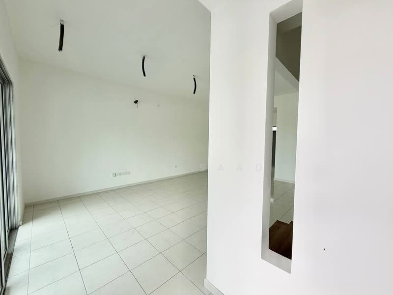 Rumah Teres 2 Tingkat untuk Dijual di Taman Sepang (Sepang) - Alif Saad - PropertyGuru.com.my