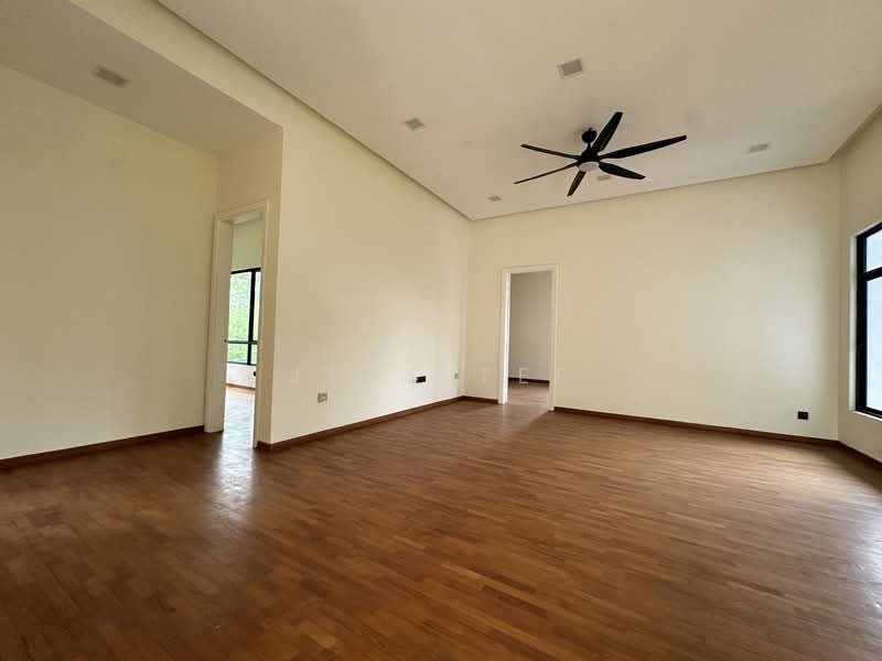 Rumah Banglo untuk Dijual di Bukit Jelutong (Shah Alam) - Jess Tee - Living Room - PropertyGuru.com.my