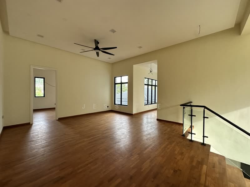 Rumah Banglo untuk Dijual di Bukit Jelutong (Shah Alam) - Jess Tee - Living Room - PropertyGuru.com.my