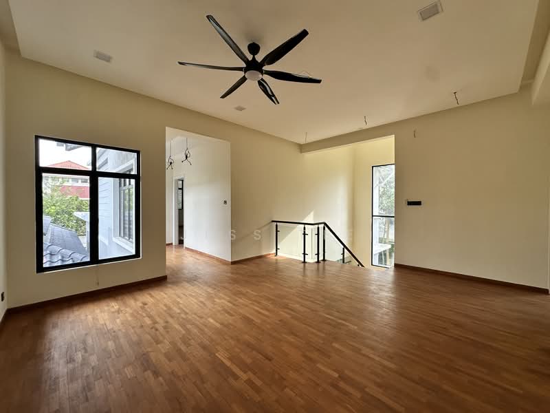 Rumah Banglo untuk Dijual di Bukit Jelutong (Shah Alam) - Jess Tee - Living Room - PropertyGuru.com.my