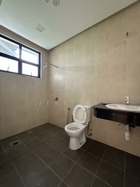 Rumah Banglo untuk Dijual di Bukit Jelutong (Shah Alam) - Jess Tee - Bathroom - PropertyGuru.com.my