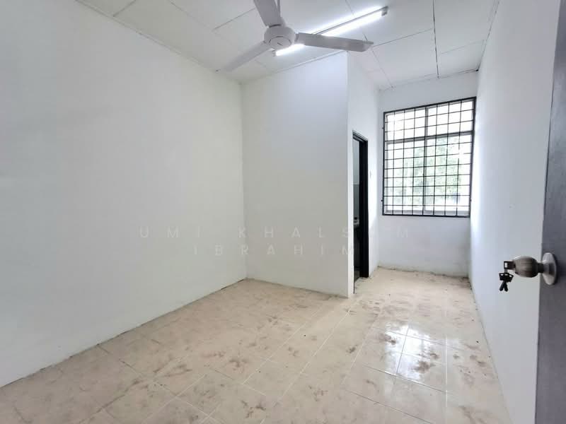 Rumah Teres 1 Tingkat untuk Dijual di Taman Desa Pd (Linggi) - Umi Khalsom Ibrahim - PropertyGuru.com.my