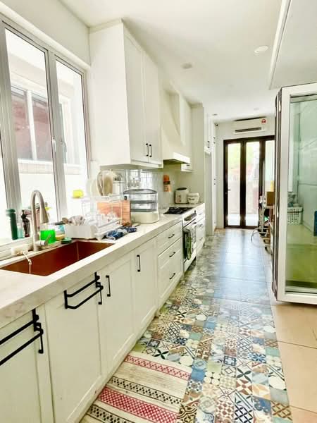 Rumah Berkembar untuk Disewa di Subang Jaya (Selangor) - Kelvin Tan - Kitchen - PropertyGuru.com.my