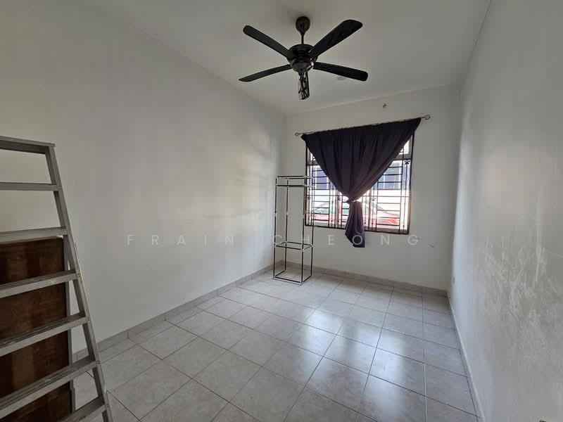 1-storey Terraced House for Sale in Taman Bestari Indah (Ulu Tiram) - Frain Cheong - PropertyGuru.com.my