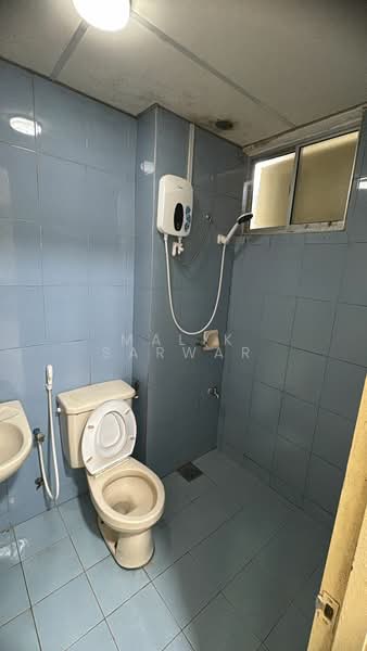Condominium for Rent at Cyberia Smart Homes - Malik Sarwar - Bathroom - PropertyGuru.com.my
