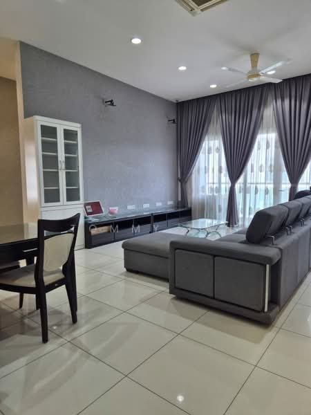 Kondominium untuk Disewa di Sri Putramas III / Royal Regent - TOMMY TAN - Living Room - PropertyGuru.com.my