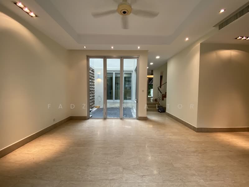 Rumah Berkembar untuk Dijual di Mont Kiara (Kuala Lumpur) - Fadzli Realtor - Living Room - PropertyGuru.com.my