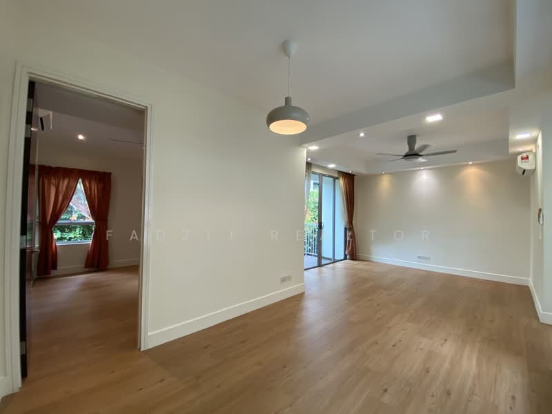 Rumah Berkembar untuk Dijual di Mont Kiara (Kuala Lumpur) - Fadzli Realtor - Living Room - PropertyGuru.com.my