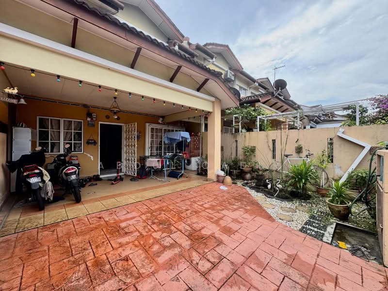 2-storey Terraced House for Sale in Bandar Tun Hussein Onn (Cheras) - Abdul Qadir - PropertyGuru.com.my